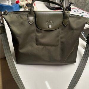 Longchamp Le Pliage Neo Medium Travel Crossbody Bag